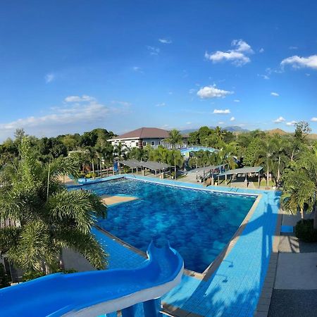 Jjb Aquafarm Resort By Cocotel Castillejos Exterior foto